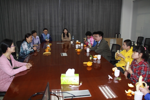 好色tv
助力济南市社会福利院的&ldquo;福家儿女&rdquo;走向社会1-1.jpg