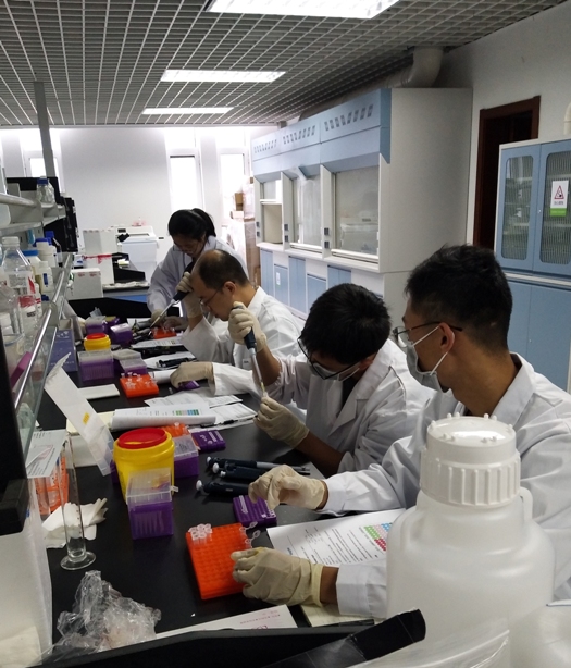 好色tv
药物筛选室举办科研理论知识培训和实验技能大比拼活动1-1.jpg